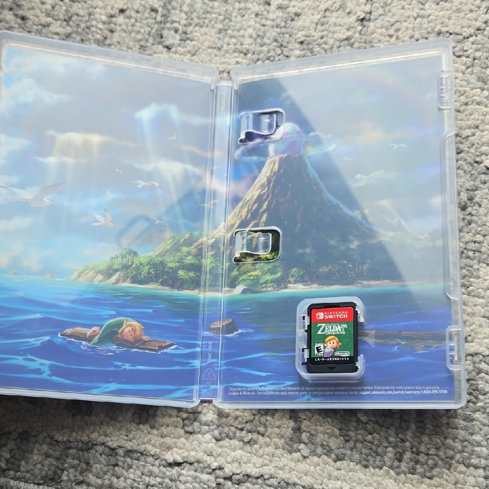 Nintendo The Legend of Zelda: Link's Awakening - Blue and Green - Picture 2 of 4